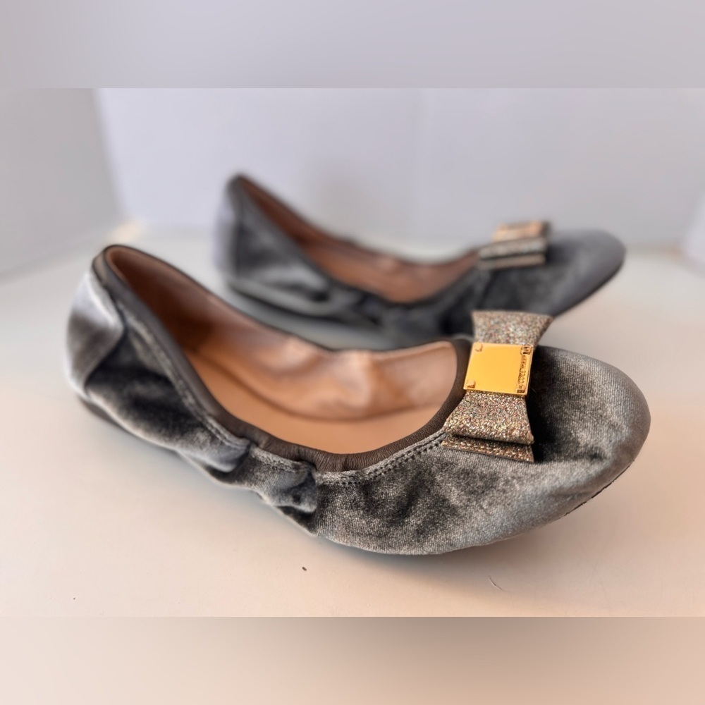Cole Haan Tali Bow Ballet Flat Shoes Grey Velour Velvet Women’s Size 10 - Picture 2 of 8